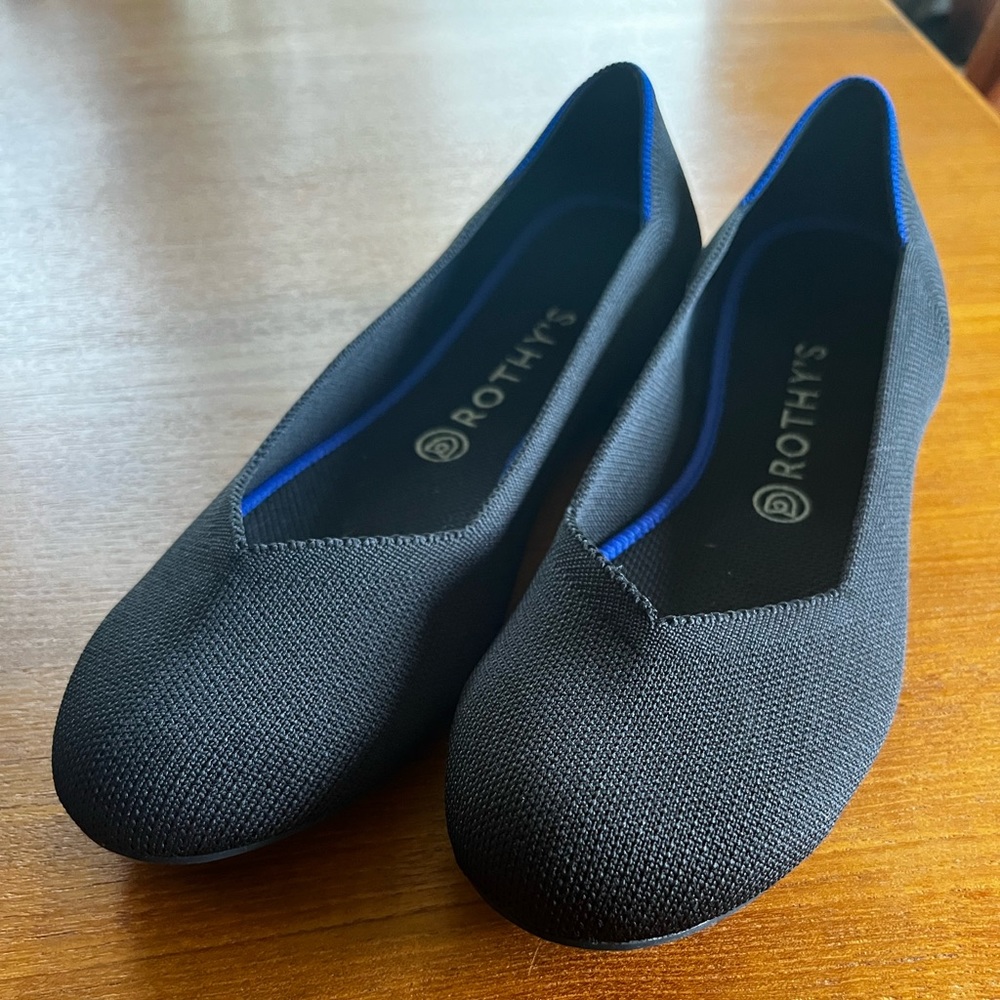NWOB Rothy’s Round Toe Flats - Black and Royal Blue